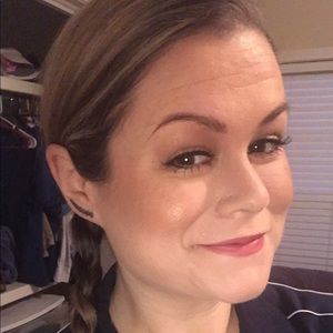 Meet your Posher, Natalie